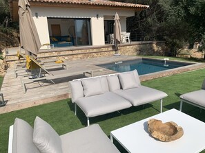 Outdoor pool - Villa PETRU **** with swimming pool, sea view, 10 mn from the beach (Sari-d'Orcino)
