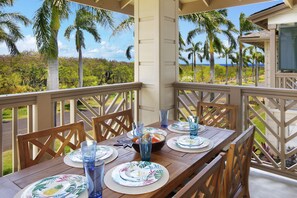 Outdoor dining - Pili Mai 4C: Lovely Poipu Condo w/Shared Pool, Spa, AC & Beautiful Views (Koloa)