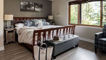 4 quartos, ferros/tábuas de passar roupa, Wi-Fi, roupa de cama