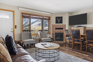 TV connectée, cheminée