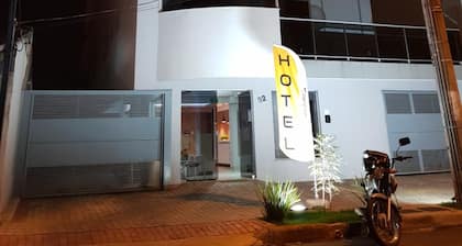 Aero Inn Hotel
