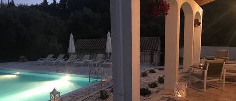 Outdoor pool, a heated pool