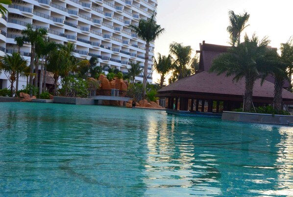 Seasonal outdoor pool