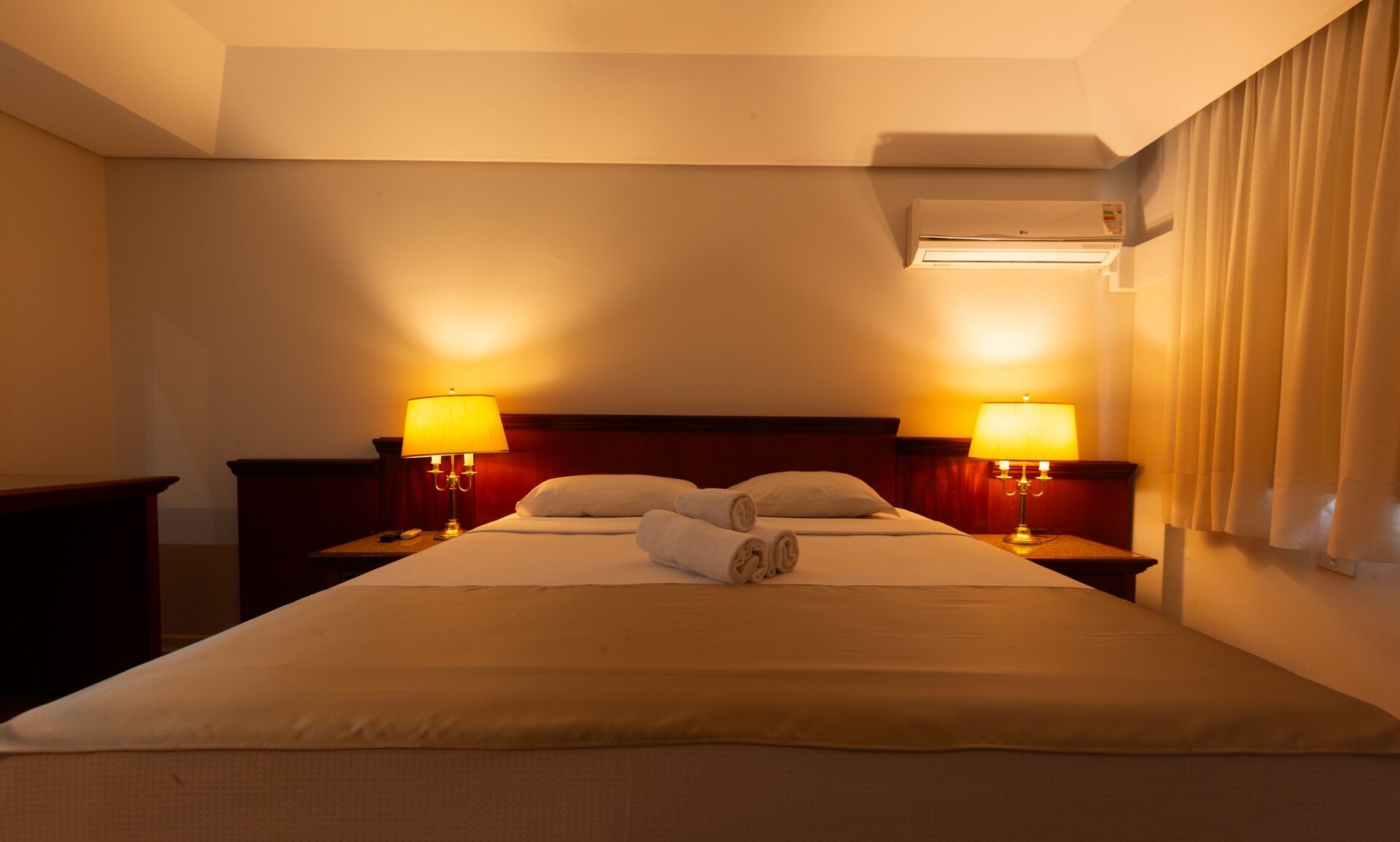 Minibar, Wi-Fi gratuit, draps fournis