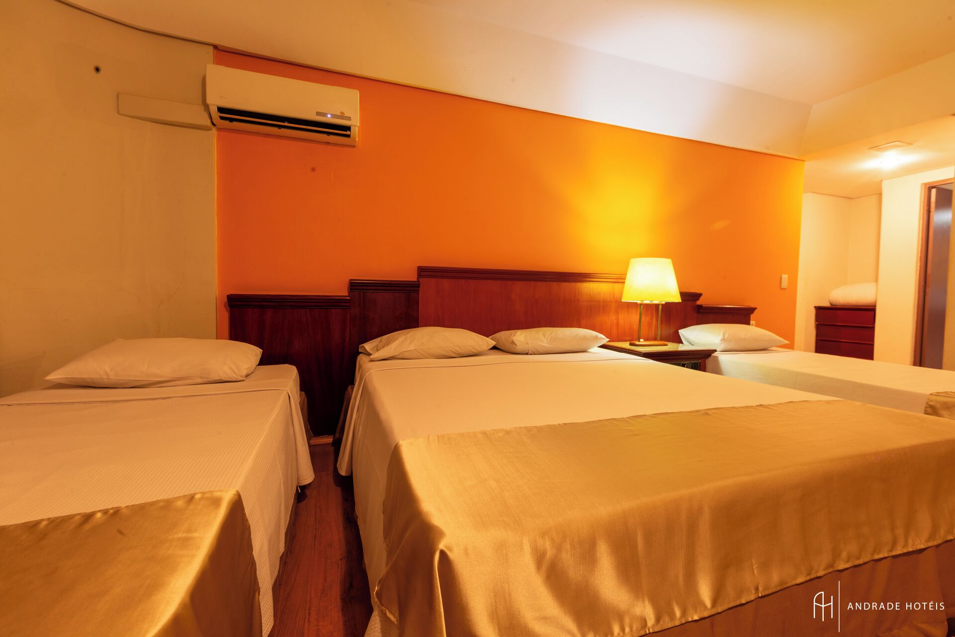 1 bedroom, minibar, free wifi, bed sheets