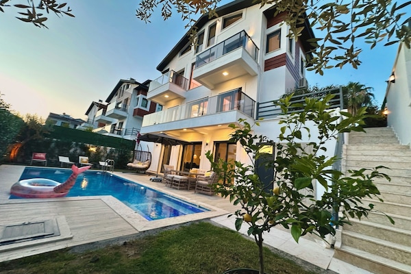 Startbild Villa Olivio