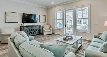 West Side Cottages GG | Beach Cottage, Pet Friendly, Pool, Beach/Lagoon Access!
