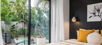 Melaleuca - luxury 4BR retreat with pool