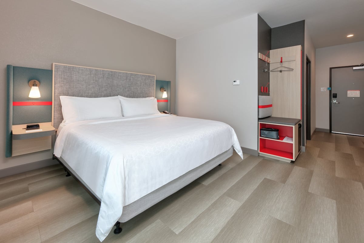 Zimmersafe, Schreibtisch, schallisolierte Zimmer, kostenloses WLAN