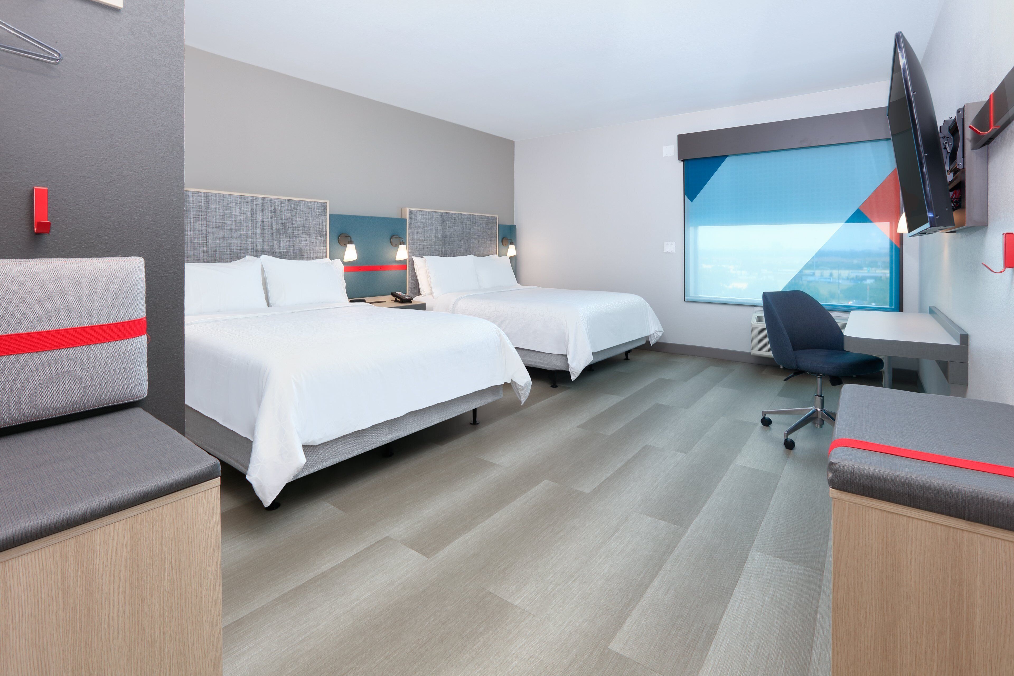 in-room safe, desk, soundproofing, free wifi