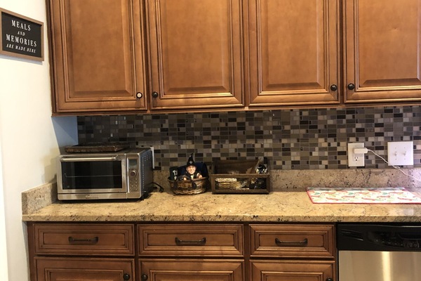 Frigorífic, microones, forn i placa de cuina