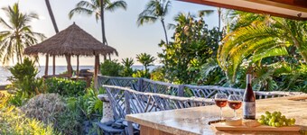 Ultra private oceanfront gated compound with pool & spa just minutes from town.