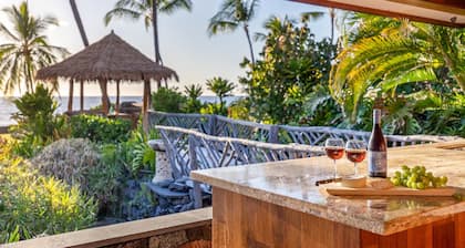 Ultra private oceanfront gated compound with pool & spa just minutes from town.