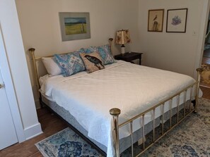 4 habitaciones, tabla de planchar con plancha, internet y ropa de cama 