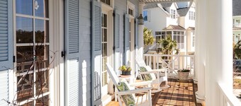 On the Sound 6BR 4.5BA home! Great for large families, 2 living spaces. Hot tub!