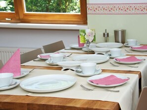 Dining - Runnimoos by Interhome (Laterns)