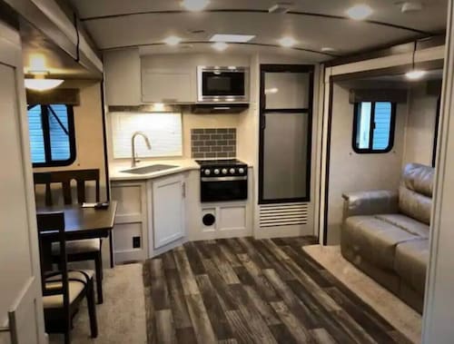 Glamorous Camping - Hot Tub - GOTL - Sunset Vacation Rentals