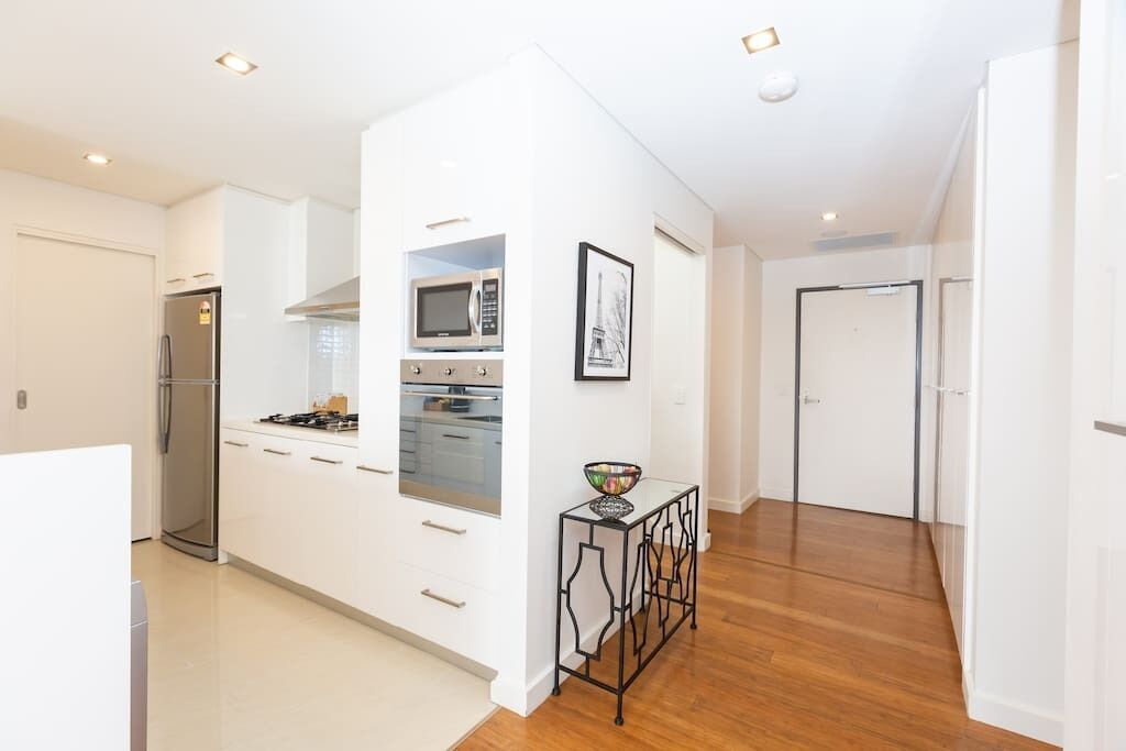 B1/302-1 Flinders St · Stylish Inner City Penthouse Apartment