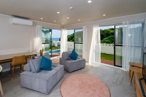 Ocean View Pool Villa | Living area