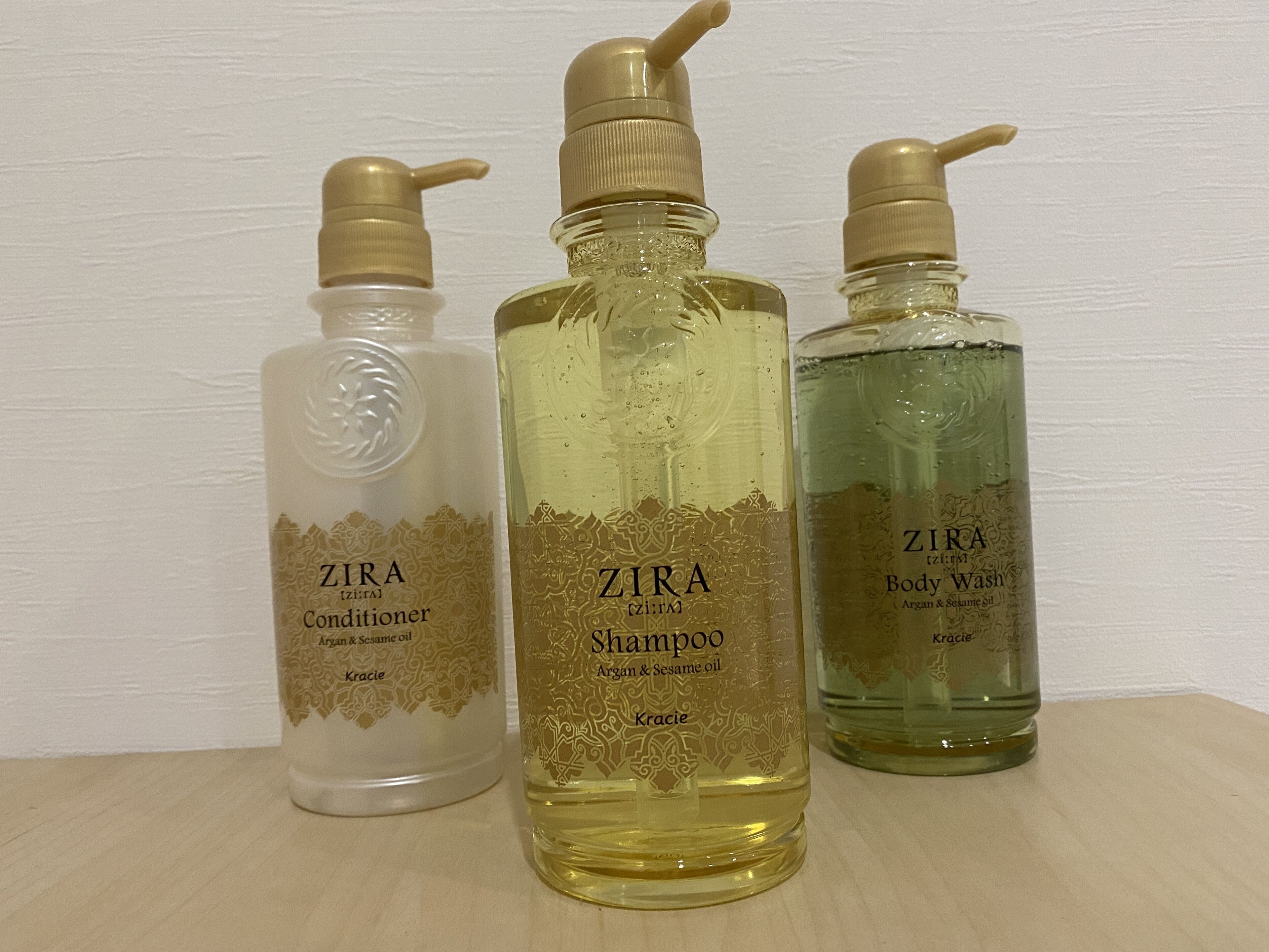 Apartment, Non Smoking | Bathroom | Combined shower/tub, hair dryer, towels