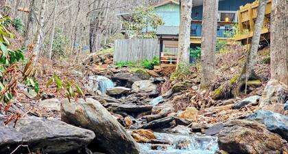 Magical Mountain Retreat on Blackberry Falls!