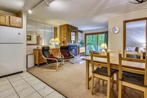 公寓式客房, 1 张大床和 1 张沙发床 (Whiffletree G1) | 住宿内部