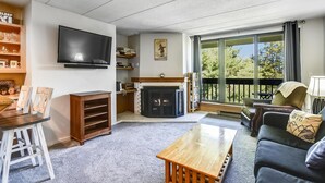 Unclassified image, 2 of 93, button - Pinnacle E23 (Killington)