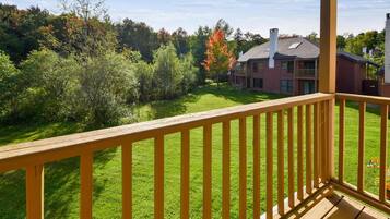 Apartment (Trail Creek 05) | Property grounds
