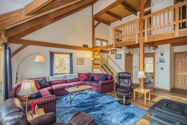 House, Multiple Beds (Viewmont Chalet) | Living area - Viewmont Chalet (Killington)