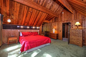 House, Multiple Beds (Mountainside Lodge) | 4 bedrooms, iron/ironing board, free WiFi - Mountainside Lodge (Killington)