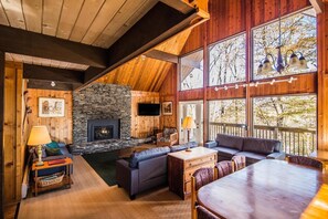 House, Multiple Beds (Mountainside Lodge) | Interior - Mountainside Lodge (Killington)