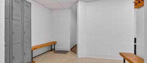 Condo, 1 Katil Raja (King) dengan Katil Sofa (Pinnacle E08) | Bahagian dalam