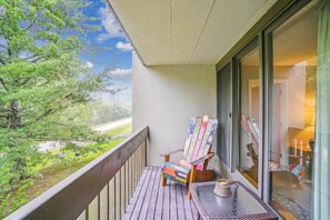 Condo, 1 King Bed with Sofa bed (Pinnacle E08) | Property grounds - Pinnacle E08 (Killington)