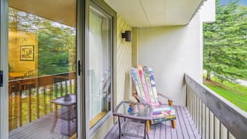 Kondominium, 1 Tempat Tidur King dengan tempat tidur Sofa (Pinnacle E08) | Halaman properti