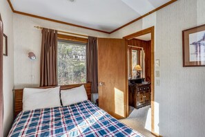 House, Multiple Beds (Hemlock Ridge 1D) | 3 bedrooms, iron/ironing board, free WiFi, bed sheets - Hemlock Ridge 1D (Killington)
