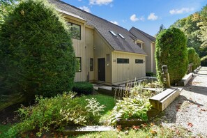 House, Multiple Beds (Colony Club E23) | Exterior