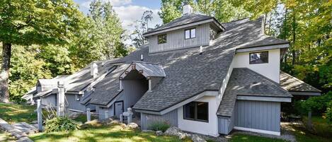 Huoneisto, 2 keskisuurta parisänkyä (Woods Village 37) | Ulkopuoli