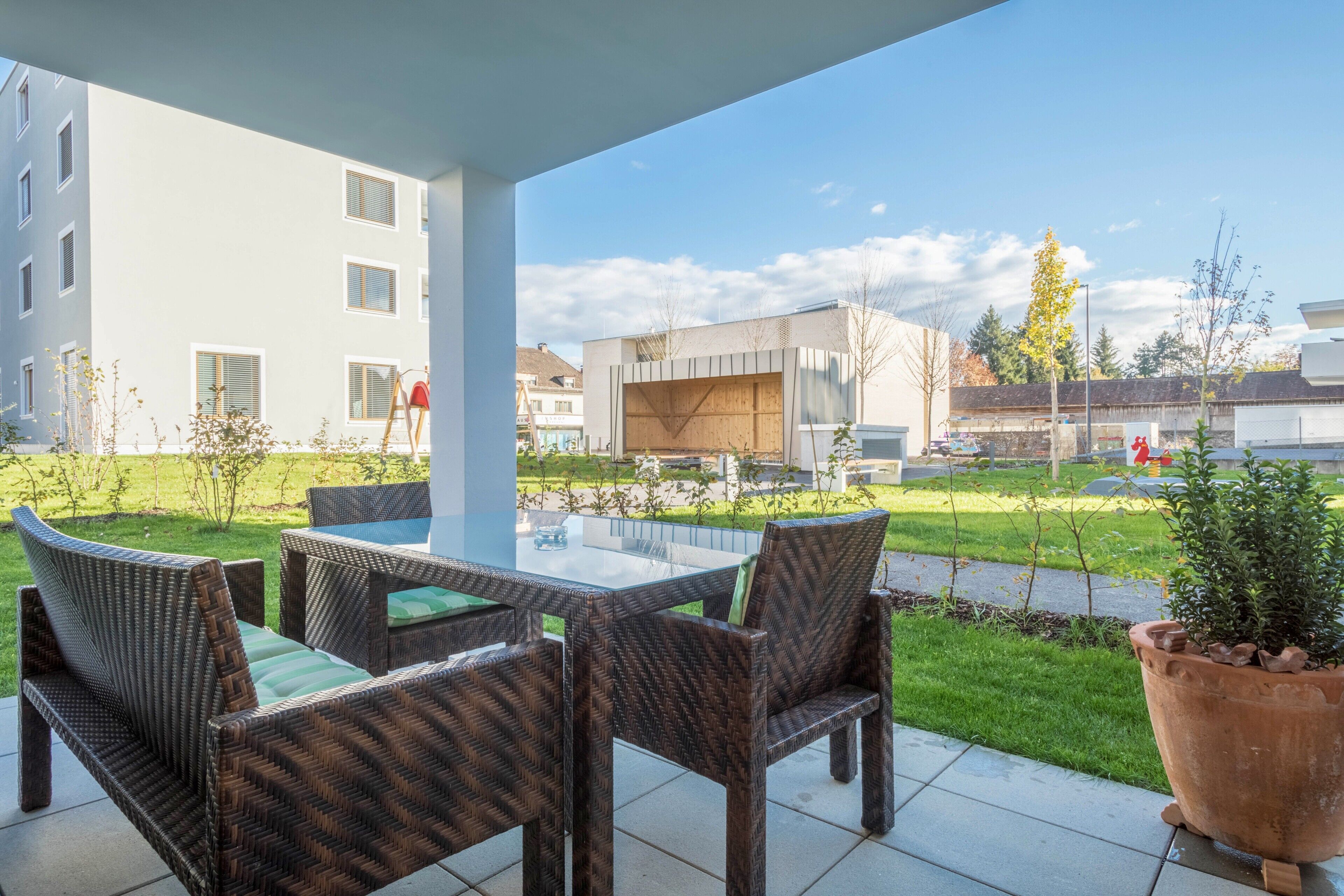 屋外ダイニングエリア