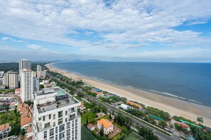 Penthouse Prestigio, 4 habitaciones, vista al mar | Vista desde la habitación