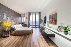Presidential Penthouse, 4 Bedrooms, Sea View | In-room safe, desk, laptop workspace, blackout drapes