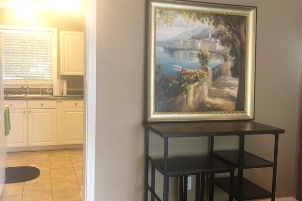 House (Comfortable 2 bedroom close to Waycro) | Interior