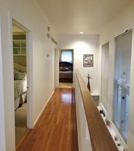 Spacious, Cozy Home in Saint Louis W/pool Table