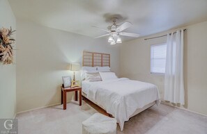 獨棟房屋 (Modern, exquisite 2-bedroom home in B) | 2 間臥室、書桌、免費無線上網