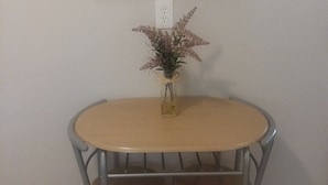 House (Cozy 1 br located on the west side of) | Private kitchen - Cozy 1 br Located on the West Side of Rio Grande (Albuquerque)