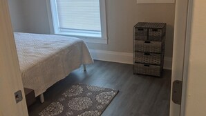 Apartamento (Cozy, homey 1br near Buffalo Medical ) | 1 quarto, escrivaninha, Wi-Fi de cortesia