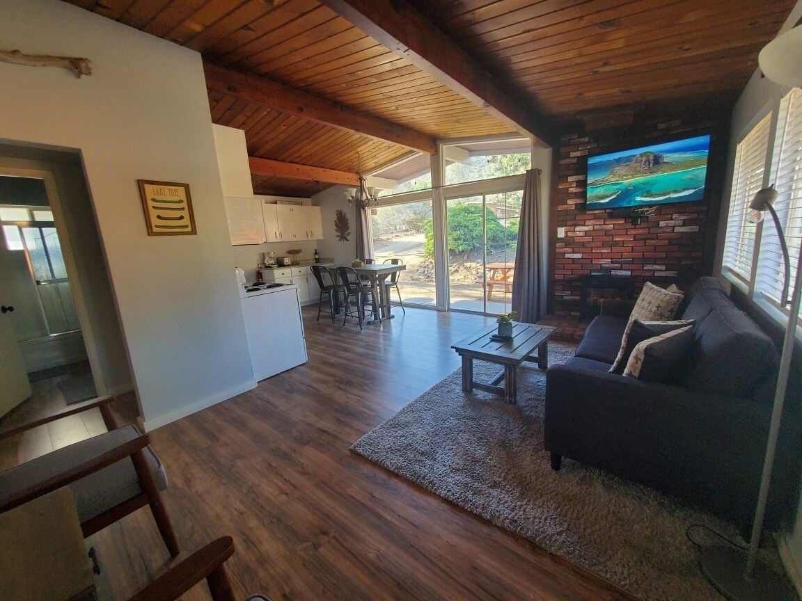 Columbus Blue:A Rustic Mid-Century Modern Bungalow