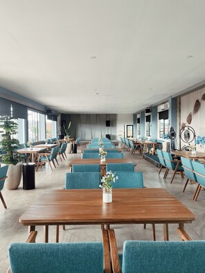 Restaurant - Paradise by CaLia Tarakan (Tarakan)