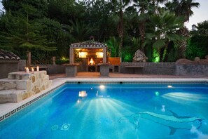 Udendørs pool