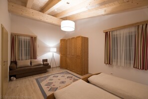2 camere, una cassaforte in camera, Wi-Fi, lenzuola