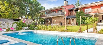 Flat in Galapagar with Spa and Mountain Views